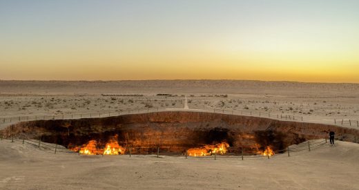 Darvaza Gas Crater, Turkmenistan